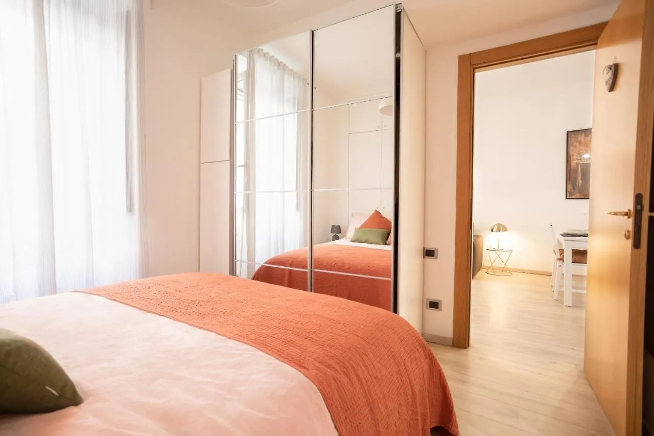 Xenia Apartments - Enjoy Porta Venezia In Modern Apt- 10 Min From Duomo Milaan